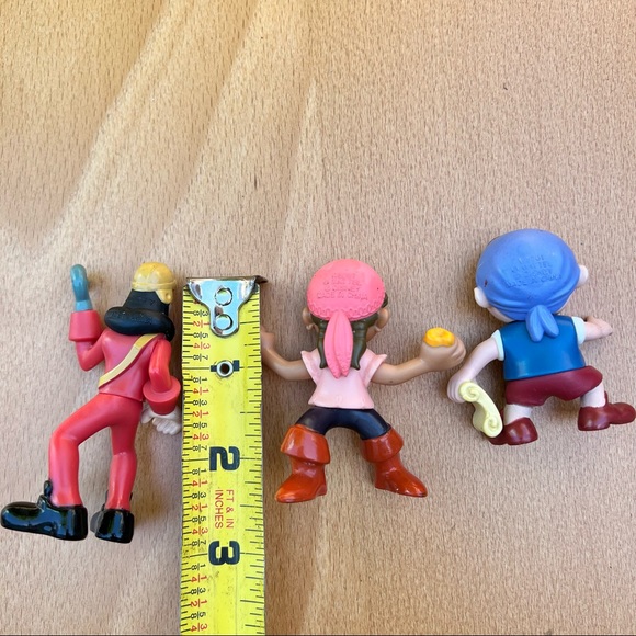 Disney mini figures :Box008: - Picture 5 of 6